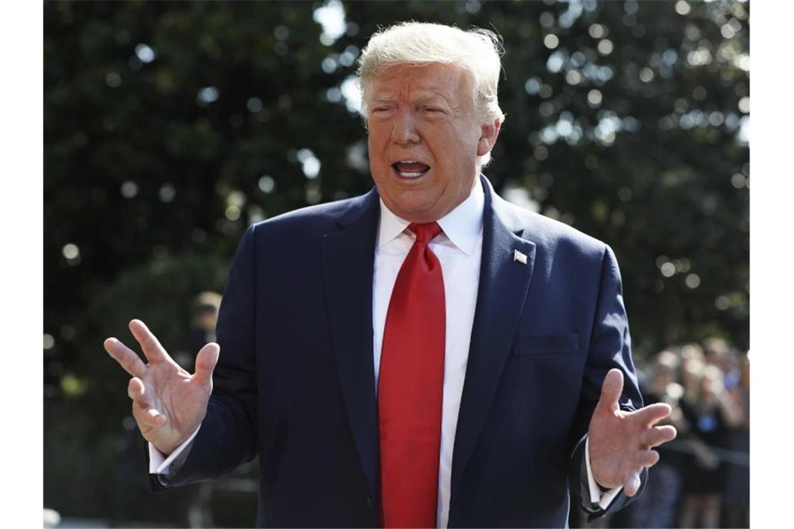 Trump-Regierung verschärft Regelung für Green-Card-Vergabe Donald Trump fordert eine Reform des US-Einwanderungssystems. Foto: Evan Vucci/AP