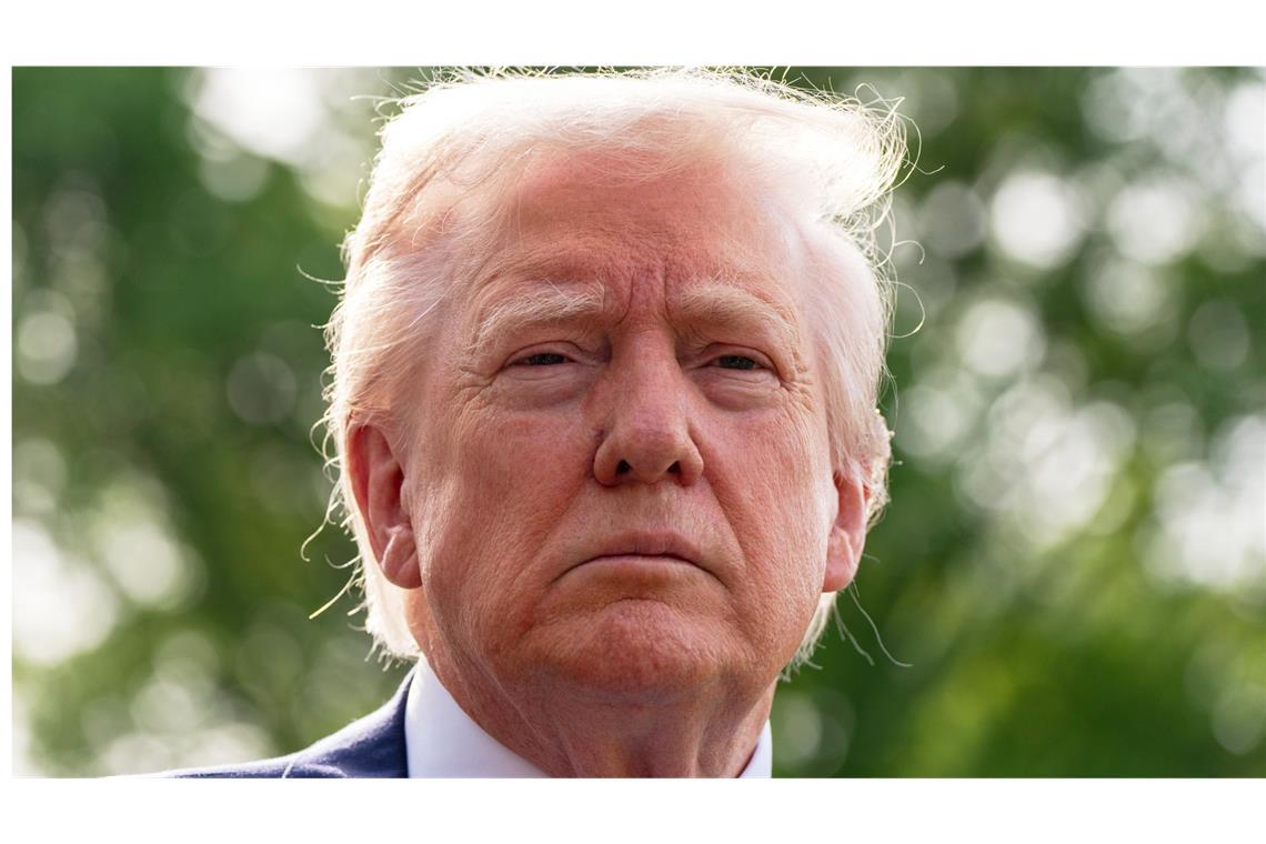 Trump: Unterzeichnung von Rohstoffdeal durch Ukraine „überfällig“ Donald Trump macht beim Rohstoffabkommen Druck.