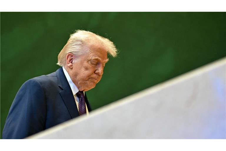 Donald Trump macht in Davos in Sachen Grönland einen Rückzieher. Die Europäer sind erleichtert, doch die Rahmenbedingungen des angekündigten Abkommens sind völlig unklar.