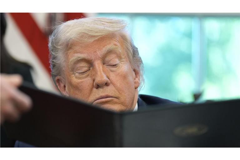 Donald Trump nennt neue Frist zur Festlegung der Zölle. (Archivbild)