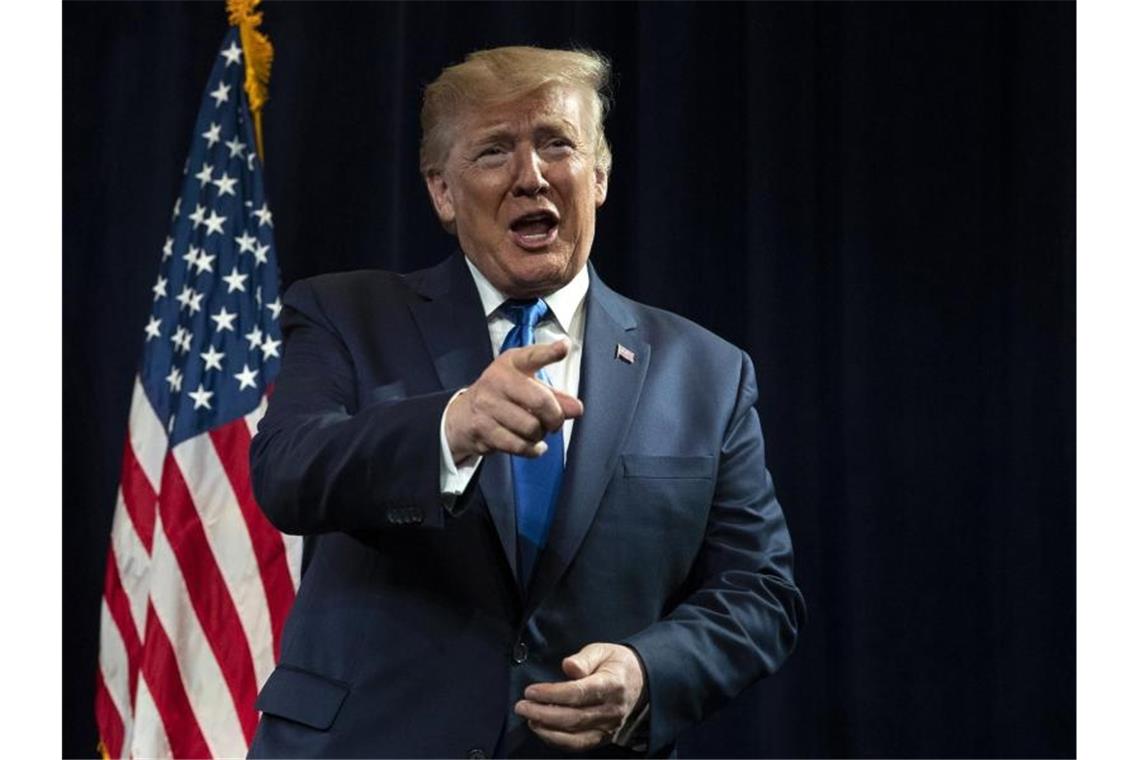 Ukraine-Affäre: Trumps Stabschef Mulvaney rückt in den Fokus Donald Trump, Präsident der USA, während einer Wahlkampftour. Foto: Evan Vucci/AP/dpa