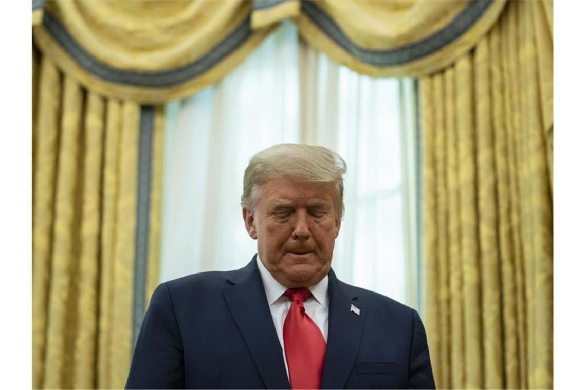 Nach Widerspruch: Trump enttäuscht von Justizminister Donald Trump spricht weiter von Wahlbetrug - selbst wenn Gerichte oder Justizministerium dafür keine Beweise finden. Foto: Evan Vucci/AP/dpa