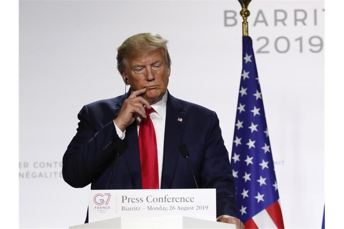 Donald Trump während der abschließenden Pressekonferenz des G7-Gipfels in Biarritz. Foto: Francois Mori/AP