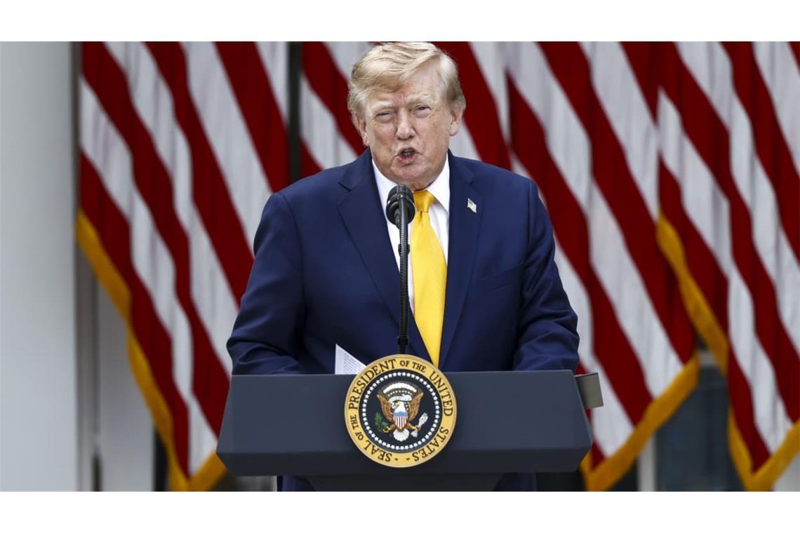 Donald Trump will der Welt den Kontakt zum Iran verbieten.