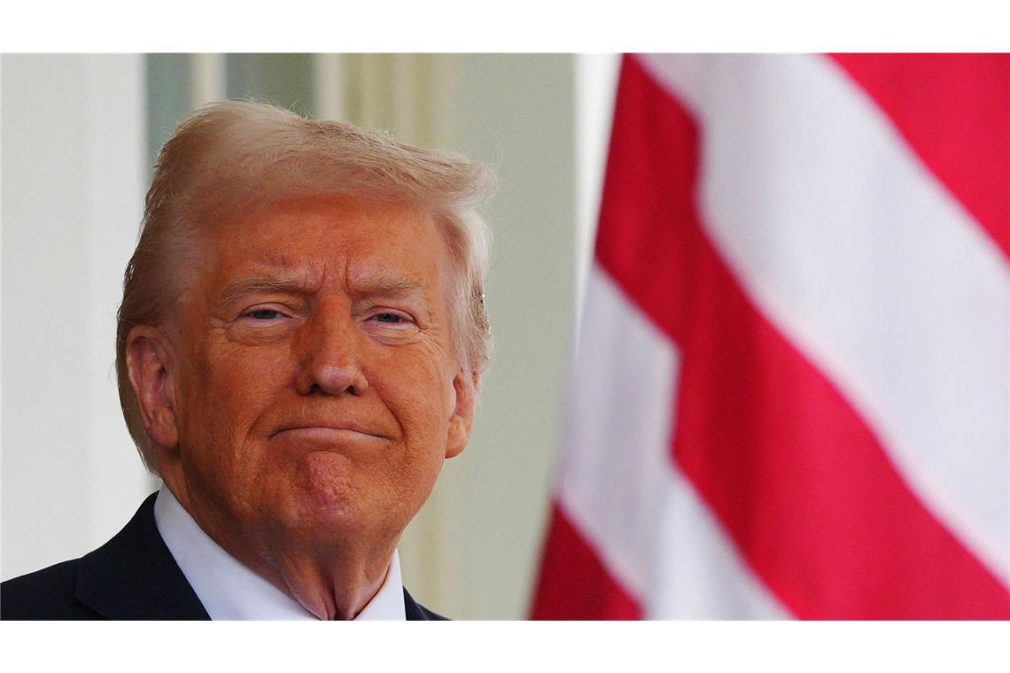 „Habe ich das gesagt?“ – Trump will sich nicht an Diktator-Satz gegen Selenskyj erinnern Donald Trump will sich an seine Diktator-Aussage nicht erinnern können. (Archivbild)