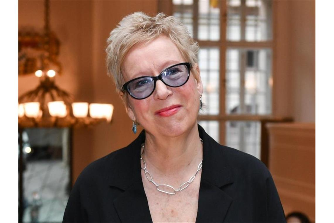 Doris Dörrie, Regisseurin, steht auf der 70. Berlinale. Foto: Jens Kalaene/dpa-Zentralbild/dpa/Archivbild