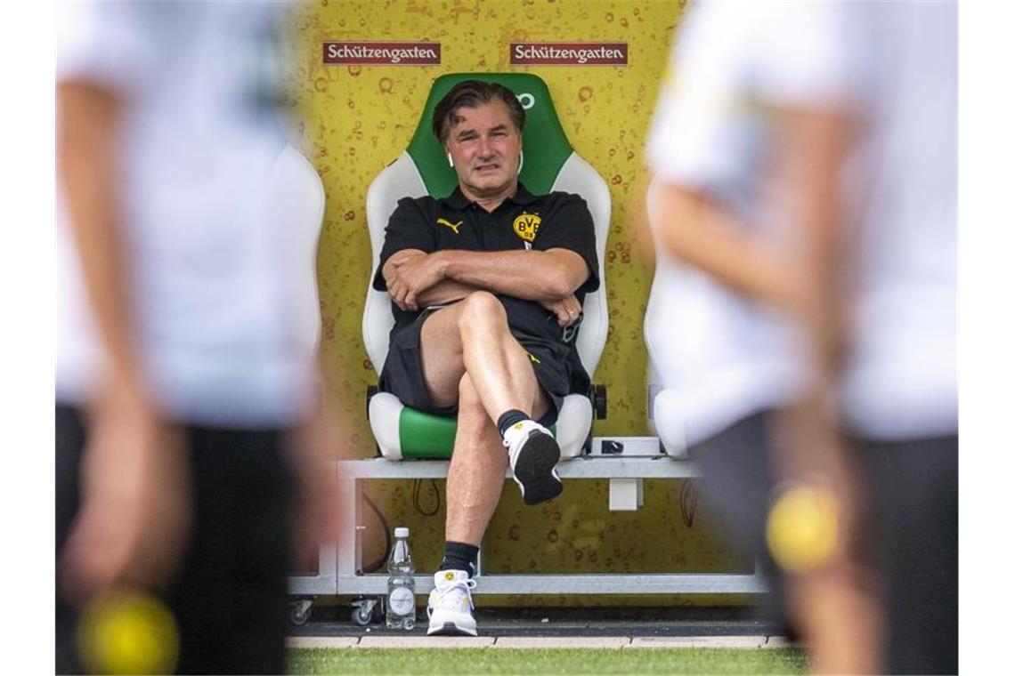 Dortmunds Michael Zorc ist der dienstälteste Manager der Bundesliga. Foto: David Inderlied/dpa