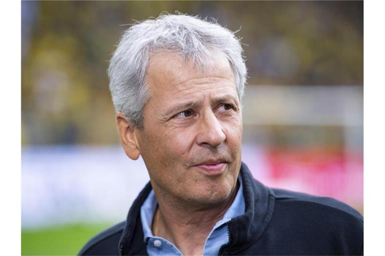 Dortmunds Trainer Lucien Favre nimmt das M-Wort noch nicht in den Mund. Foto: Guido Kirchner