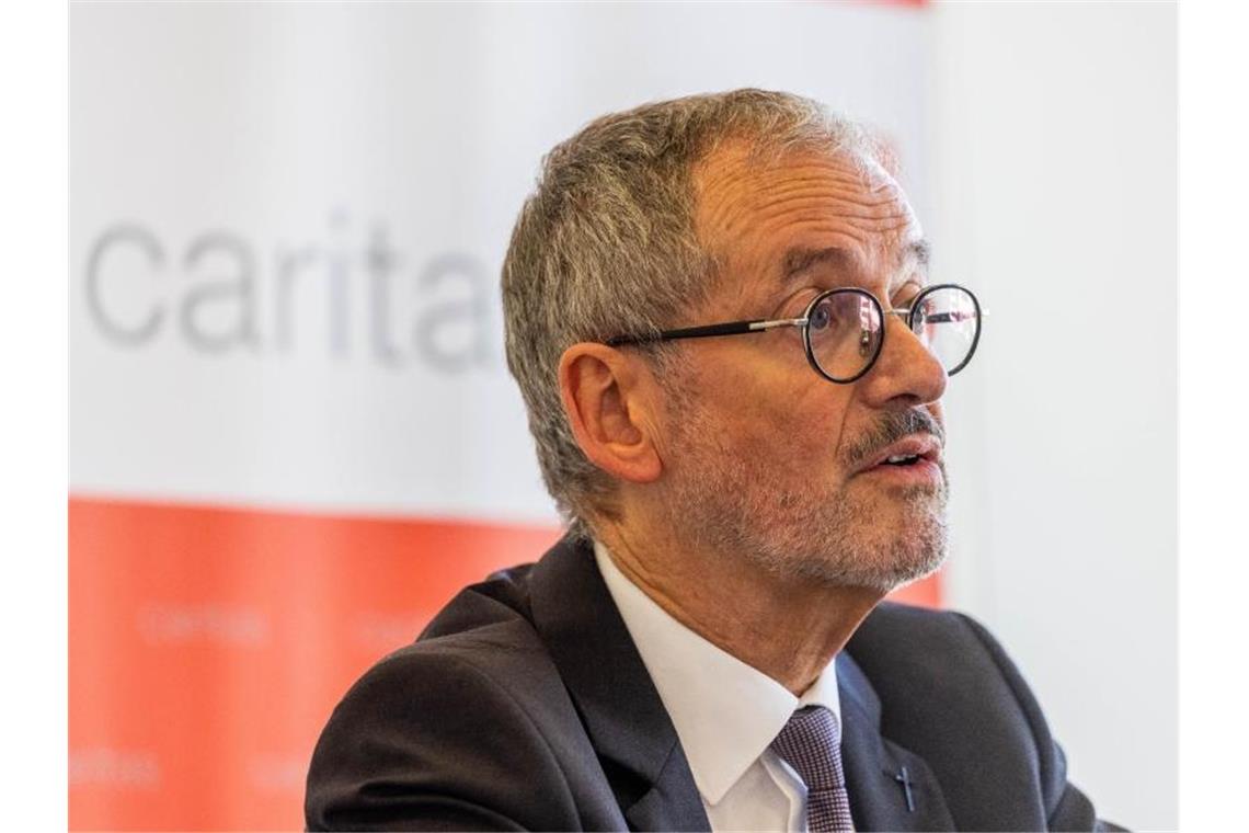 Caritas fordert sozialverträgliche Klimapolitik Dr. Peter Neher während einer Pressekonferenz. Foto: Philipp von Ditfurth/dpa/Archivbild