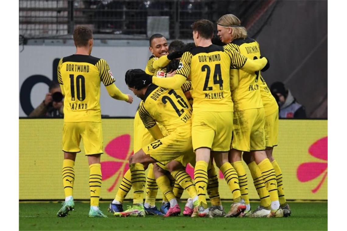 Rose fordert nach Aufholjagd Nachhaltigkeit Drehte ein 0:2 noch in ein 3:2: Borussia Dortmund. Foto: Arne Dedert/dpa