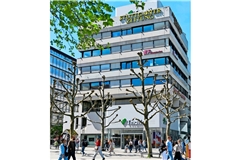 Droht abgerissen zu werden – das brutalistische Wittwer-Haus der Architekten Hans Kammerer + Walter Belz am Stuttgarter Schlossplatz.