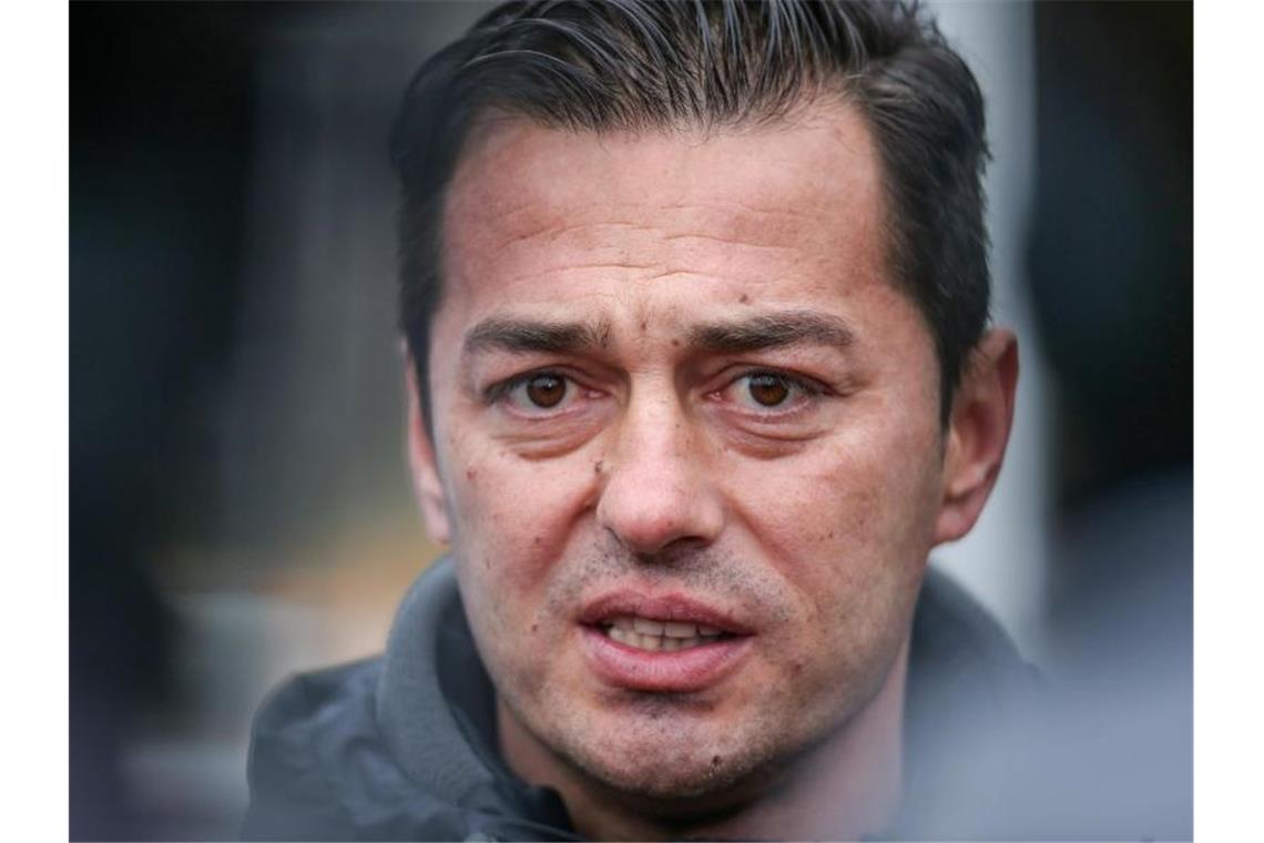 Dürfte kaum noch eine Chance auf einen Verbleib als Hertha-Trainer haben: Ante Covic zeigte sich illusionslos. Foto: Andreas Gora/dpa