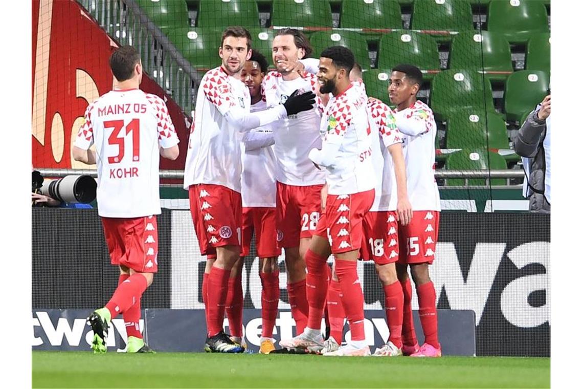 Durch den Sieg in Bremen zog Mainz 05 in der Tabelle an Werder vorbei. Foto: Carmen Jaspersen/dpa