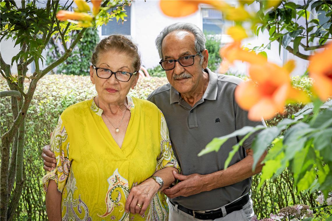 Backnanger Ehepaar Gönte feiert goldene Hochzeit. Durdu und Ali Gönte sind gegenseitiger Respekt und Vertrauen wichtig.Foto/Repro: Alexander Becher