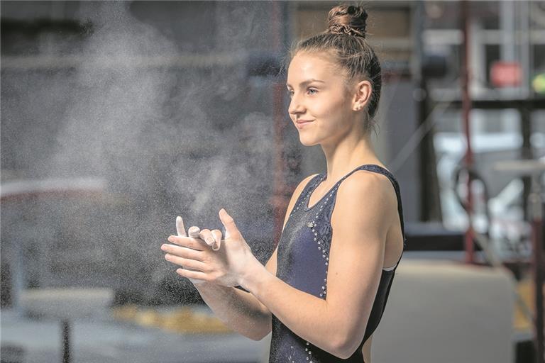 Durfte wie Schwimmerin Chiara Vetter mit sich absolut zufrieden sein: TSG-Turnerin Emelie Petz, die mit drei Medaillen aus Berlin zurückkehrt. Foto: C. Cocks