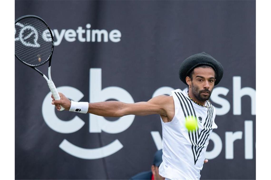 Brown fordert Zverev: Deutsches Duell in Stuttgart Dustin Brown setzt sich gegen John Millman durch und trifft als nächstes auf Alexander Zverev. Foot: Silas STein Foto: Silas Stein