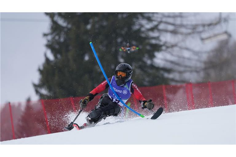 Dynamisch im Stangenwald: Anna-Lena Forster.