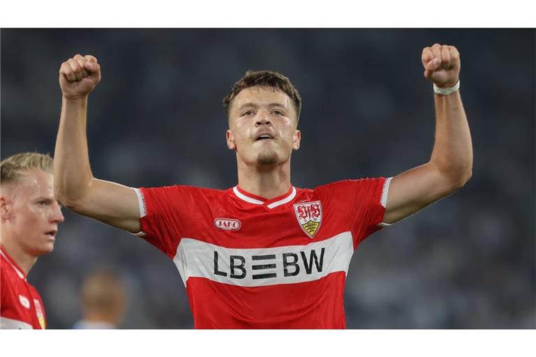 Dzenan Pejcinovic hat beim VfB Stuttgart allen Grund zum Jubeln.