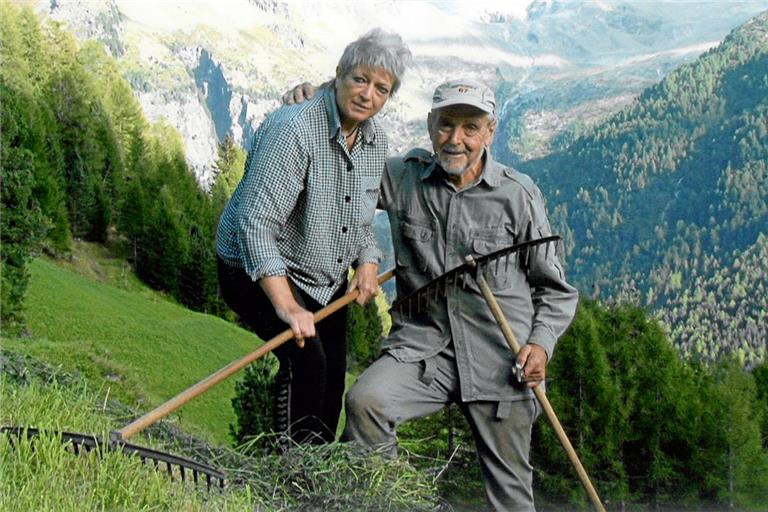 Edith und Günter Brucks haben stets mit viel Freude und Einsatz beim Heuen mitgeholfen.