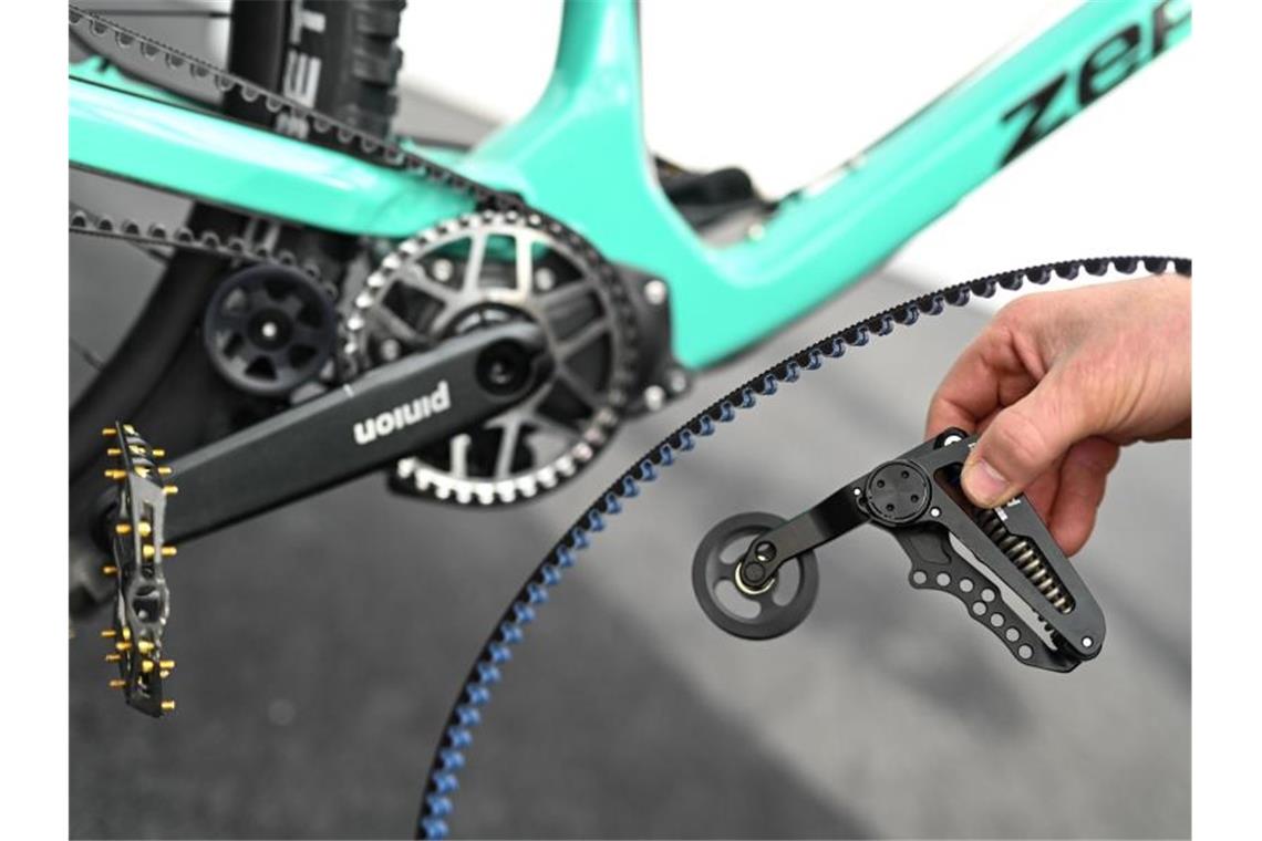 Boom-Branche Fahrrad: Messe Eurobike zeigt Neuheiten Eein Mountainbike mit Gates-Riemenspanner von Gates Carbon Drives. Foto: Felix Kästle/dpa