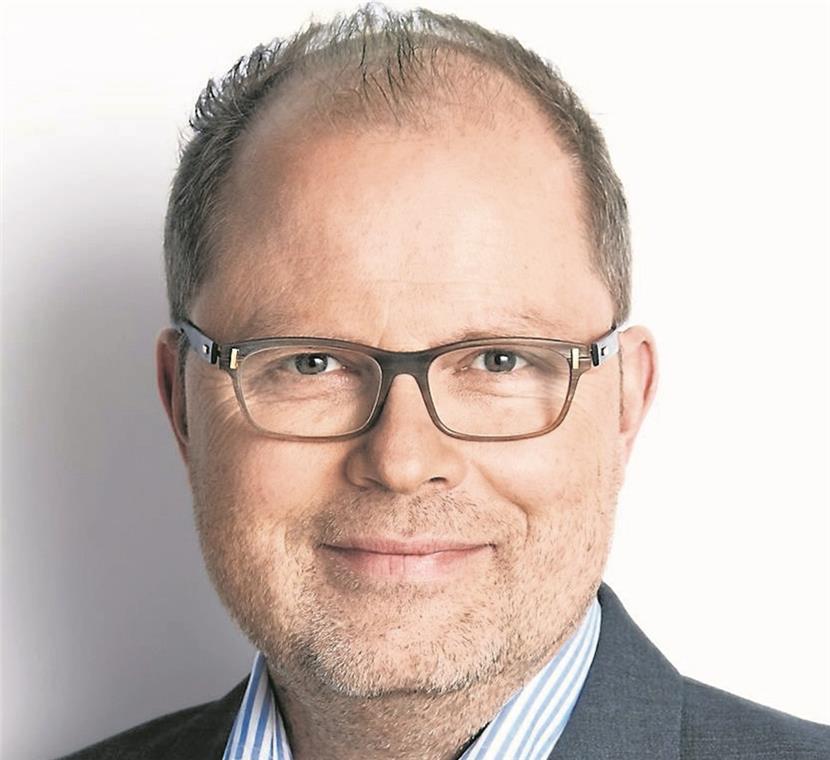 „GroKo muss Machtkampf beenden“ „Eigentlich hat die SPD nun die Chance, sich zu profilieren, während sich die anderen zerfleischen.“Christian Lange, SPD-Abgeordneter und Staatssekretär