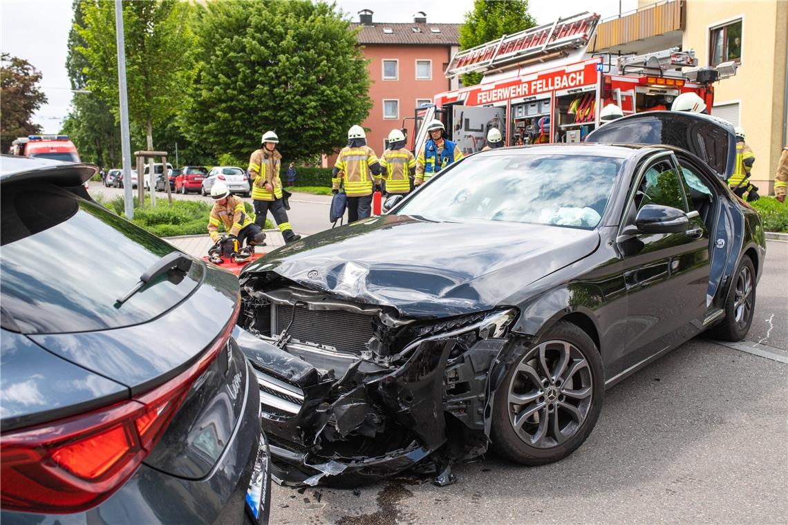 Mann bei Verkehrsunfall schwer verletzt EIn 35-Jähriger missachtete die Vorfahrt. Foto: 7aktuell.de/ Adomat