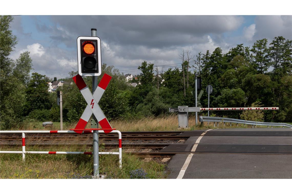 Ein 42-Jähriger ist am Samstag an einem Bahnübergang Willstätt-Legelshurst ums Leben gekommen (Symbolbild).