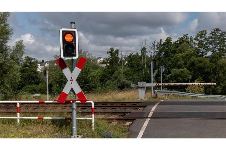 Ein 42-Jähriger ist am Samstag an einem Bahnübergang Willstätt-Legelshurst ums Leben gekommen (Symbolbild).