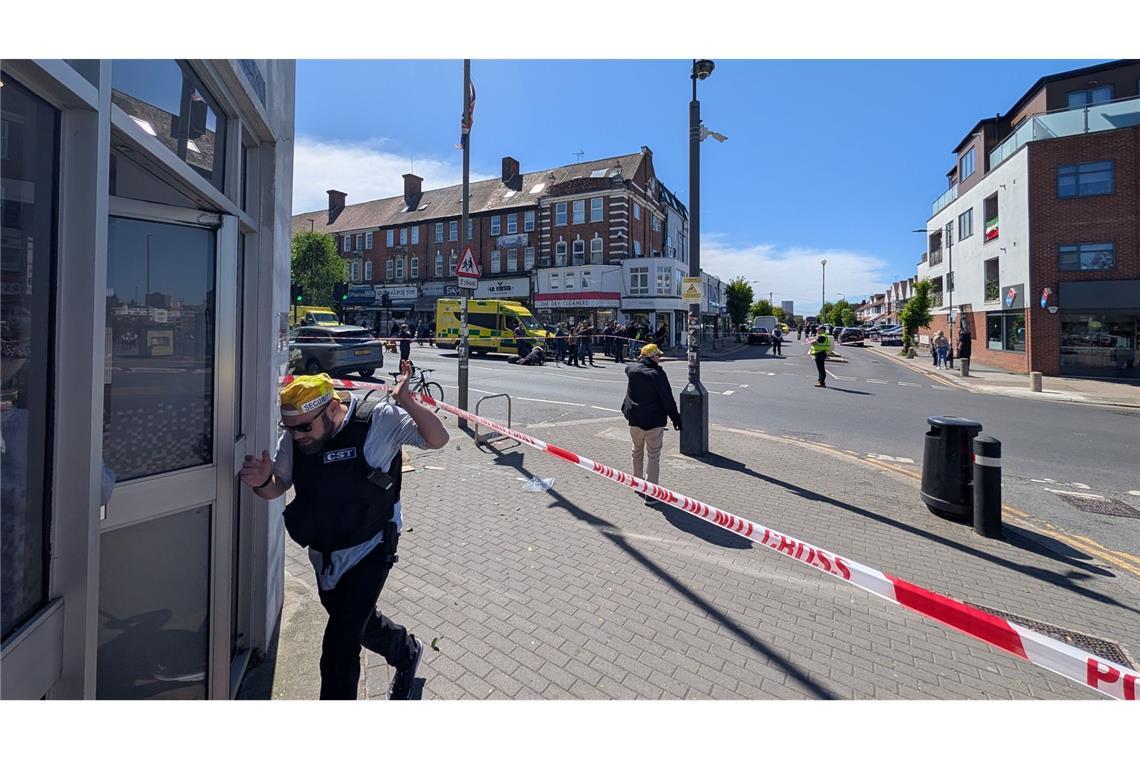 Messerangriff in London – Polizei geht von Terror aus