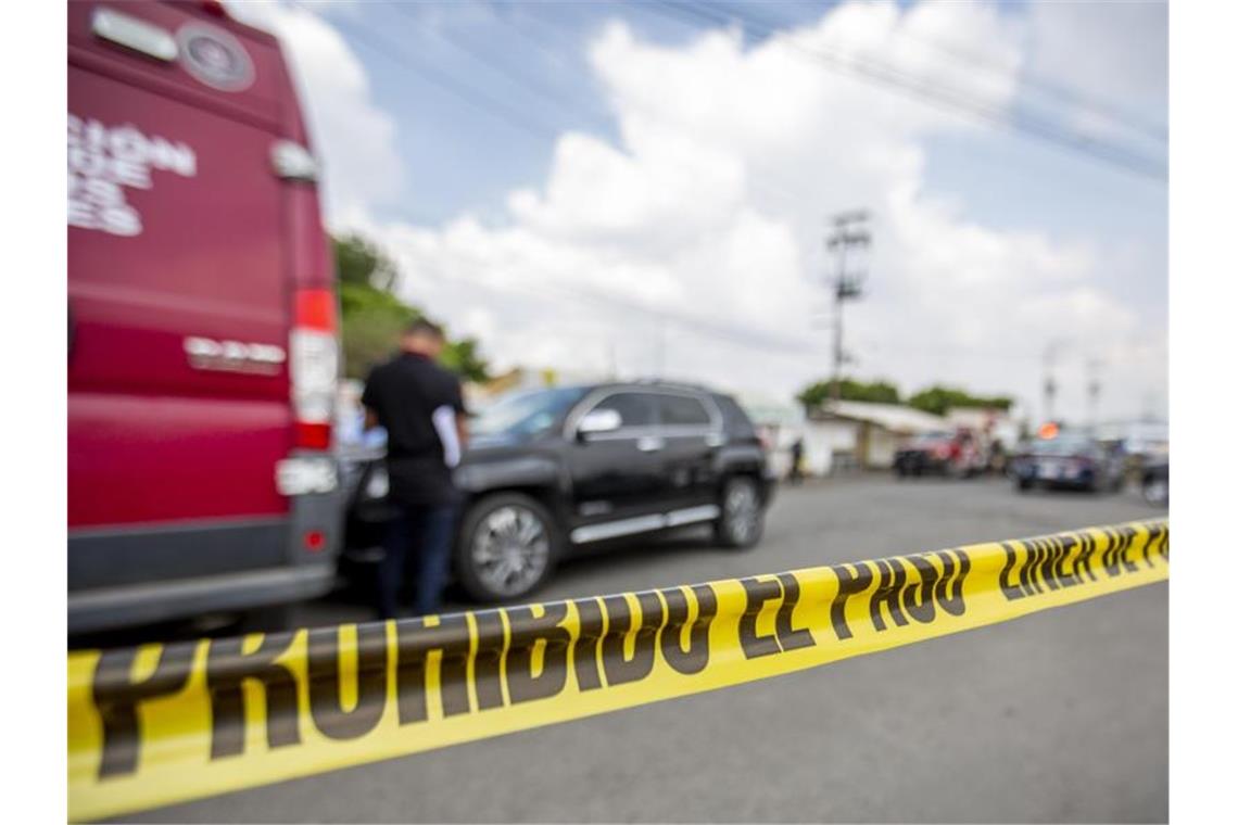 Ein Absperrband der Polizei an einem Tatort in Mexiko. Foto: Jair Cabrera Torres/dpa/Symbolbild