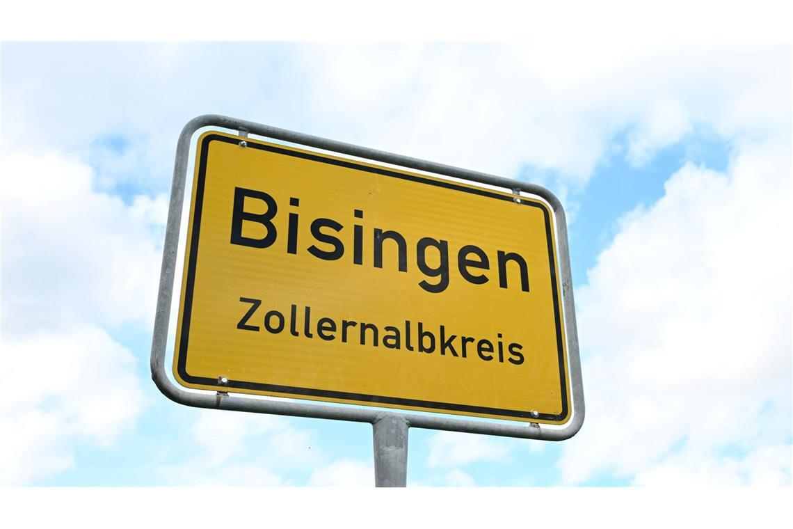 Vater und Sohn tot aufgefunden – familiärer Hintergrund? Ein Angehöriger hatte die Polizei verständigt, nachdem er den 42-Jährigen nicht wie gewohnt erreicht hatte. (Symbolfoto)