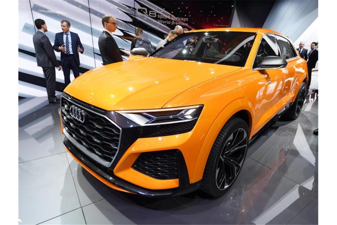 Dudenhöffer: Übergroße Autos bringen Akzeptanzprobleme Ein Audi Q8 sport concept auf dem Genfer Autosalon. Foto: picture alliance / Uli Deck/dpa