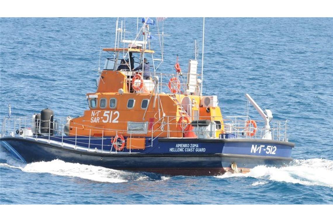 Hunderte Migranten im Mittelmeer südlich von Kreta gerettet Ein Boot der griechischen Küstenwache. (Archivbild)