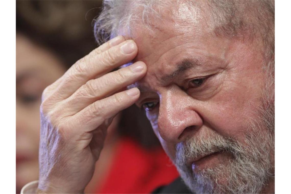 Haftstrafe für Brasiliens Ex-Präsidenten Lula erhöht Ein brasilianisches Berufungsgericht hat eine Verurteilung des früheren Präsidenten Luiz Inacio Lula da Silva bestätigt und seine Freiheitsstrafe auf 17 Jahre verlängert. Foto: Eraldo Peres/AP/dpa