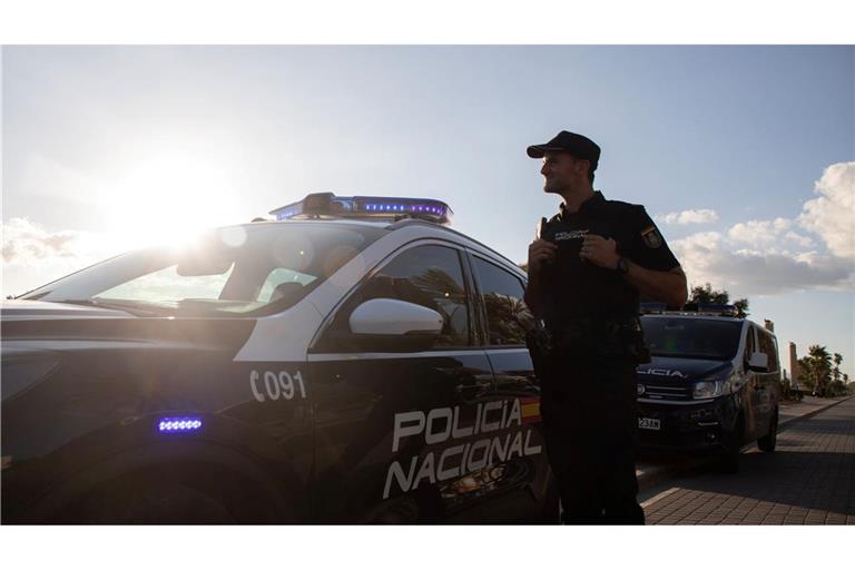 Ein Deutscher, der seine sechsjährige Tochter auf Mallorca entführt hatte, ist nach Angaben der spanischen Polizei im Kosovo festgenommen worden. (Symbolbild)