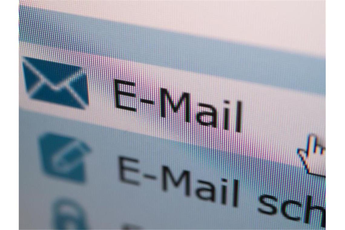 Firma mit vermeintlicher Chef-E-Mail um hohe Summe betrogen