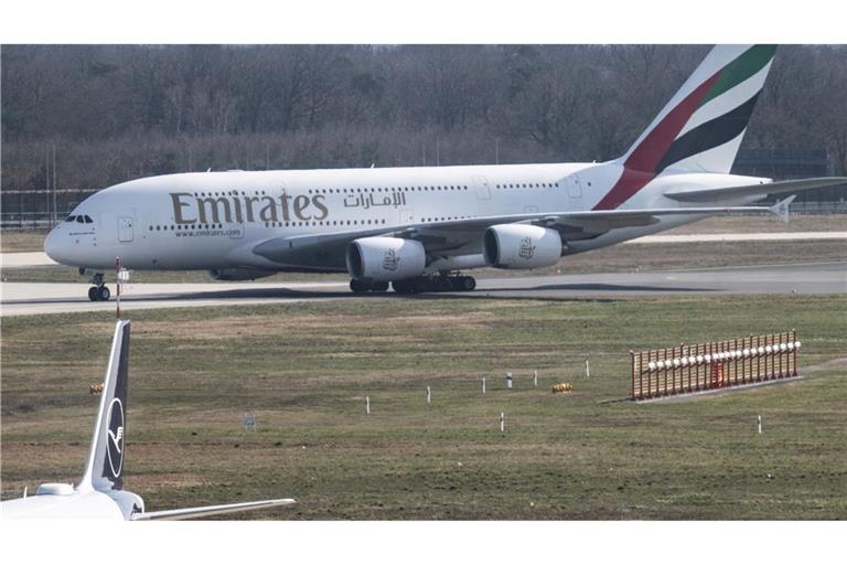 Ein erster Linienflieger aus Dubai ist wieder in Frankfurt gelandet.
