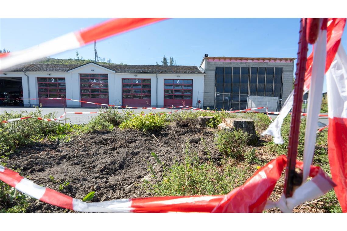 Ein externer Projektplaner soll Vorschläge zum Weiterbau des Feuerwehrhauses machen.