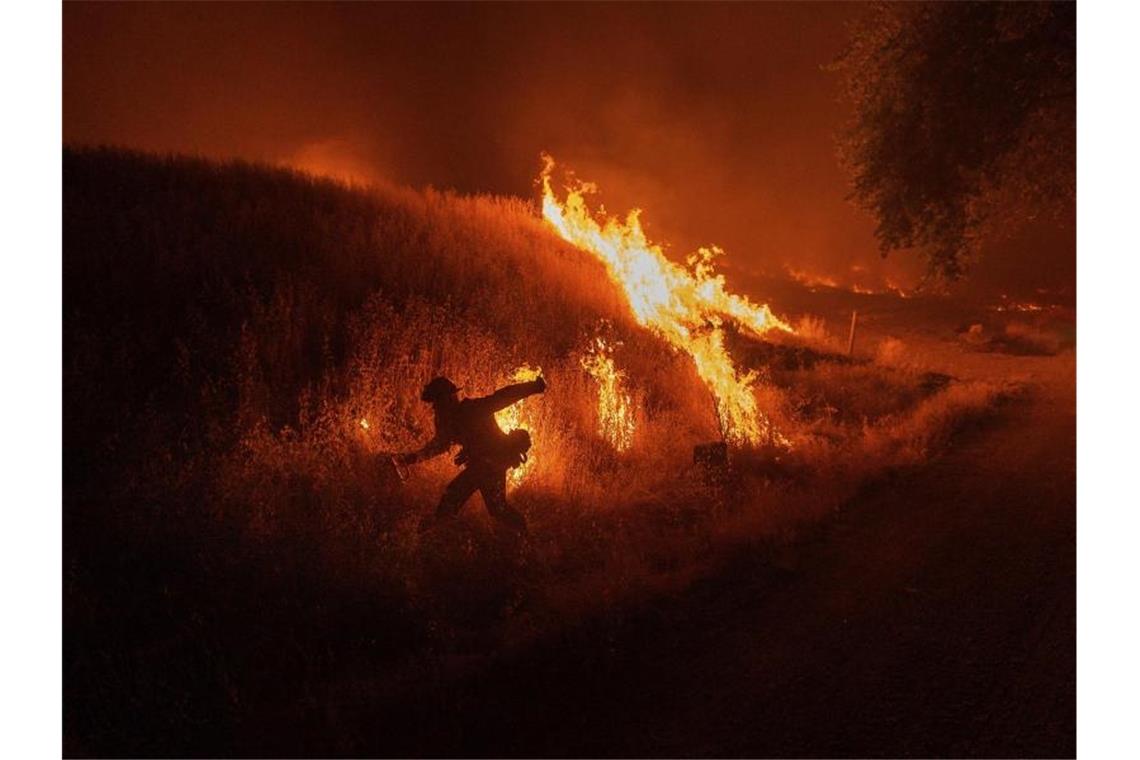 Kampf gegen Waldbrand in Kalifornien