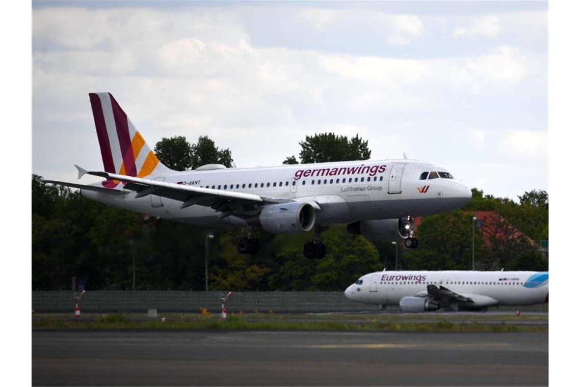 Ein Flugzeug der Airline Germanwings landet auf einem Flugzeug. Foto: Monika Skolimowska/zb/dpa/Archivbild