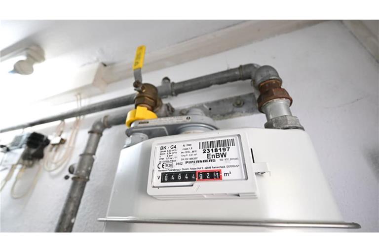 Ein Gaszähler für eine Gasheizung in einem Privathaus. (zu dpa: «Gas wird in Baden-Württemberg deutlich teurer»)