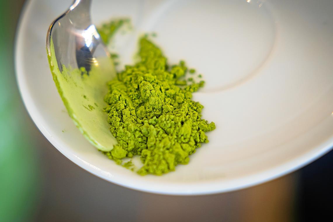 Ein gefragtes Pulver: Matcha ist derzeit im Getränk, aber auch in anderen Lebensmitteln gefragt. Fotos: Alexander Becher