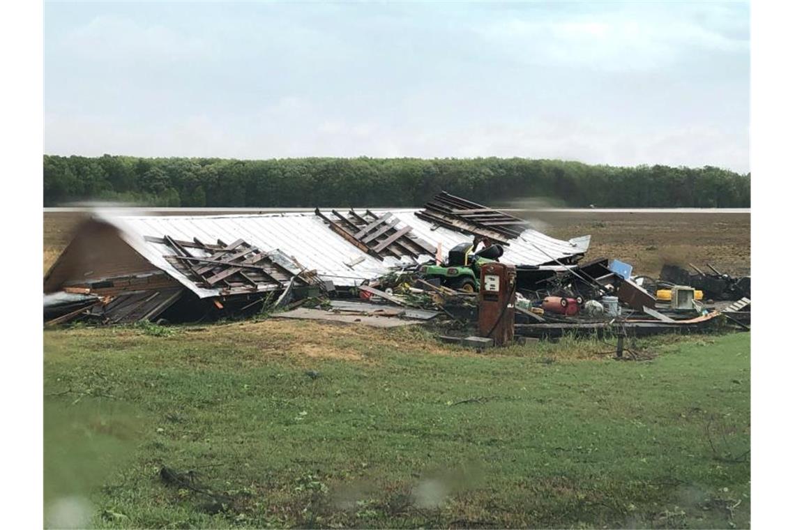 Ein gewaltiger Tornado hat im US-Bundesstaat Mississippi mindestens sechs Menschen getötet. Foto: Mike Evans/WLBT-TV/AP/dpa