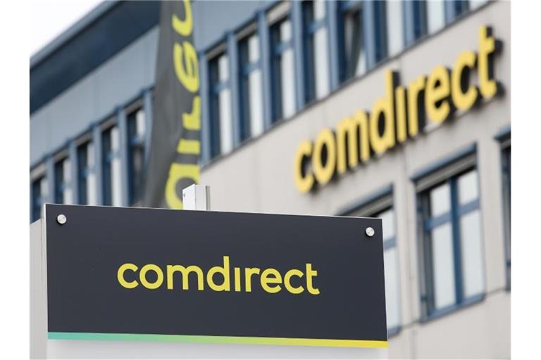 Ein Girokonto bei der Comdirect ist nur noch unter Bedingungen kostenlos. Foto: Bodo Marks/dpa