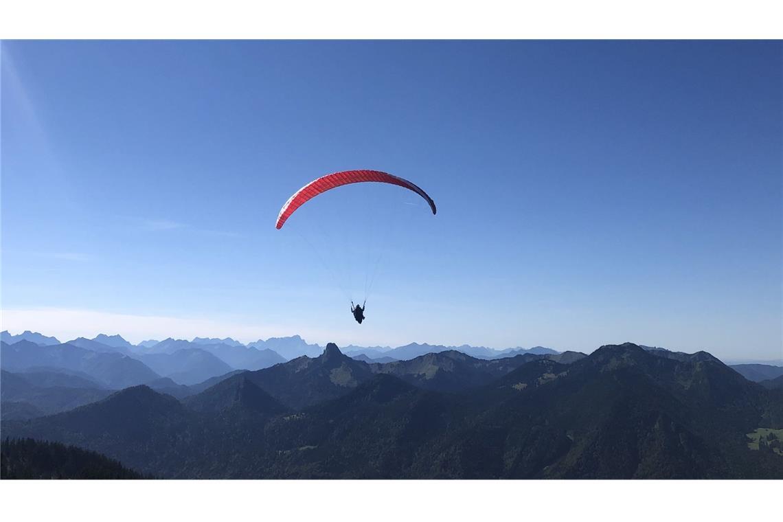 Deutscher stirbt bei Gleitschirmabsturz im Salzburger Land Ein Gleitschirmflug endete für einen 42-Jährigen tödlich. (Symbolbild)
