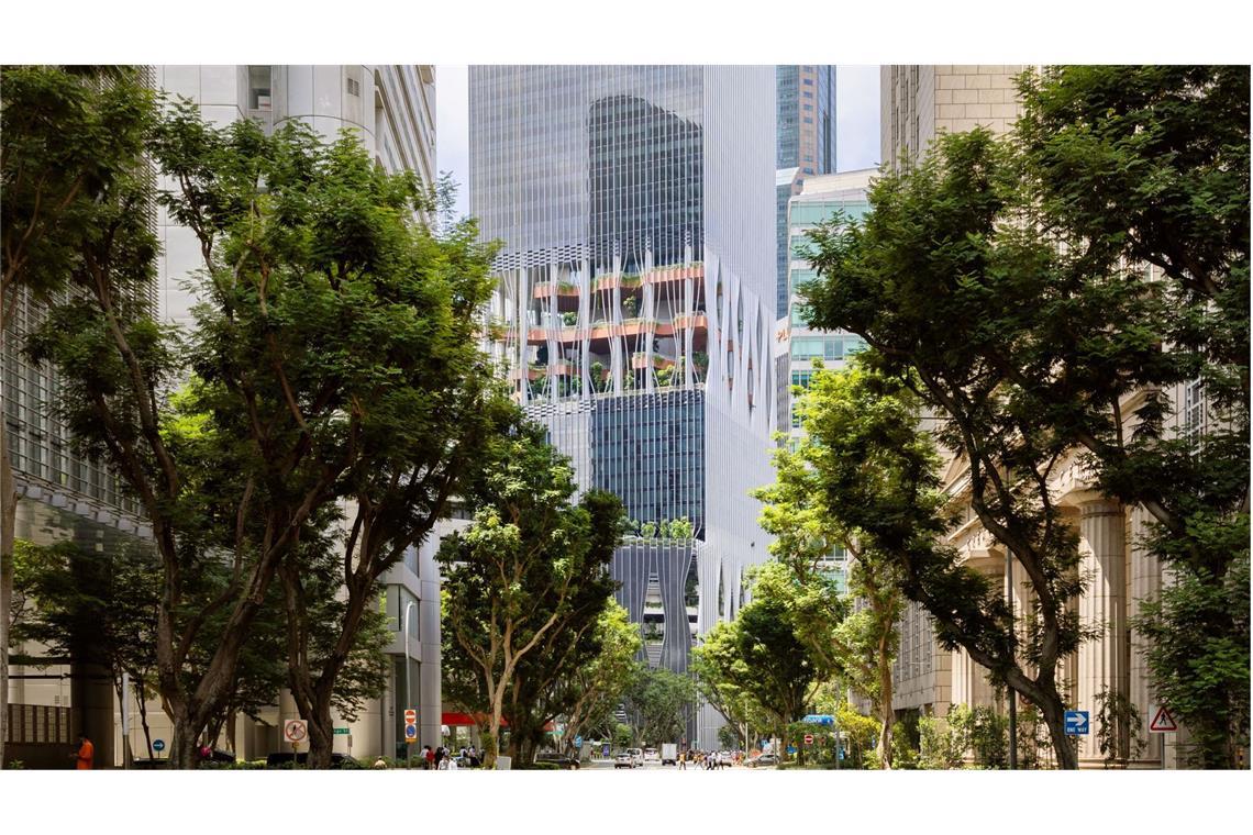 Das beste Hochhaus der Welt Ein grünes Herz mit begehbarer Landschaft inmitten eines 280 Meter hohen Gebäudes in Singapur hat den Internationalen Hochhauspreis 2024/2025 gewonnen.