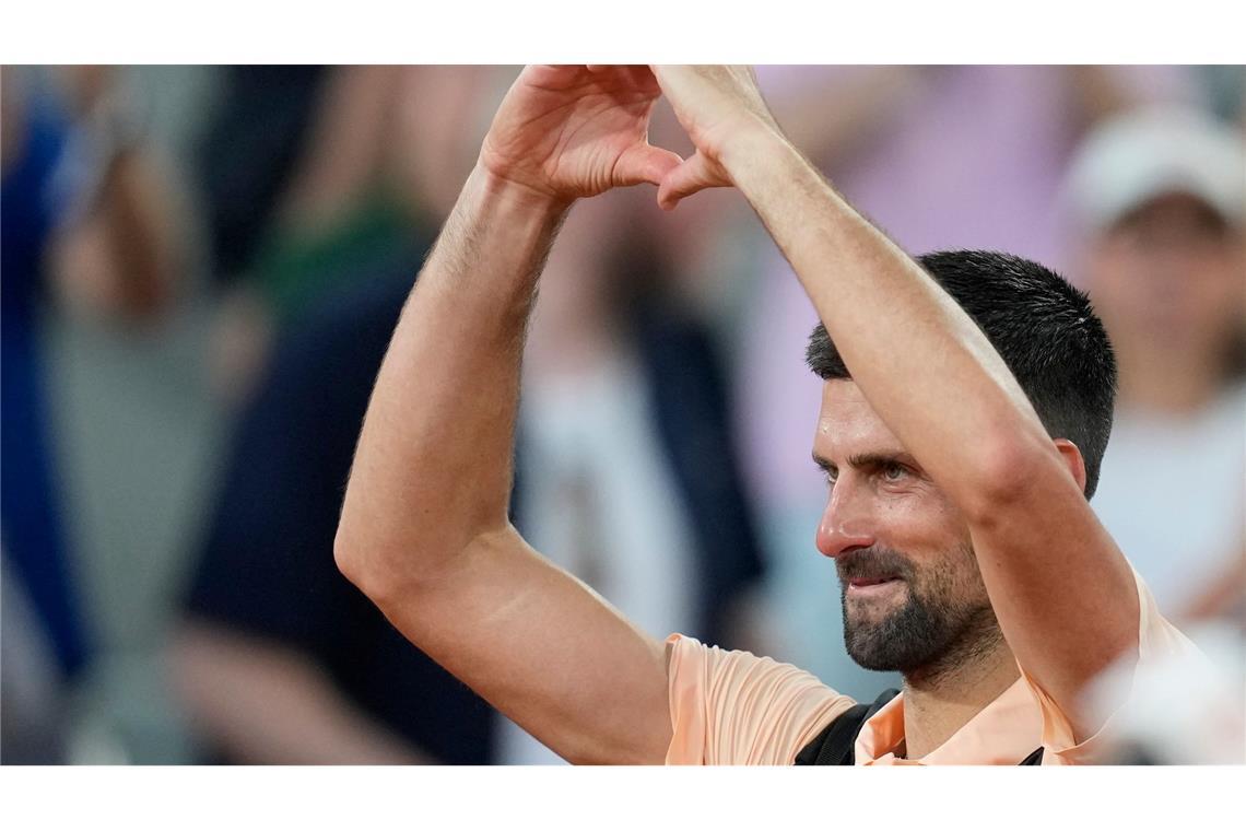 Ein Herzchen für die Fans - war es Novak Djokovics letzter Auftritt in Paris?