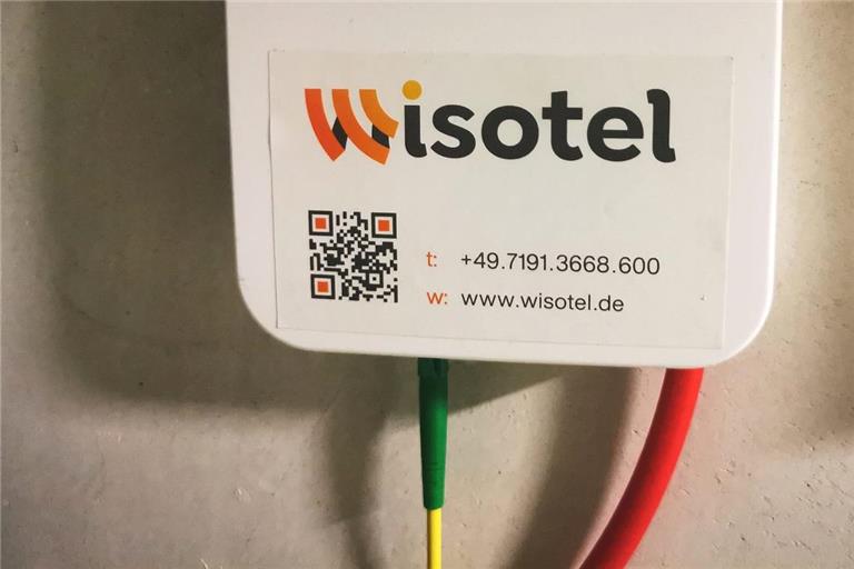Ein Kabelschaden legt das Internet lahm. Symbolfoto: Tobias Sellmaier