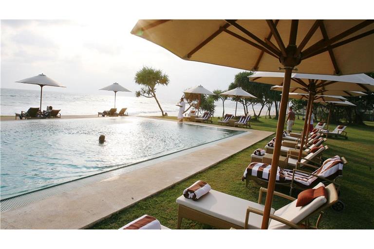 Ein Kläger darf den Reisepreis mindern, weil in seinem Urlaub die Liegen am Hotelpool mit Handtüchern reserviert waren. (Symbolbild)