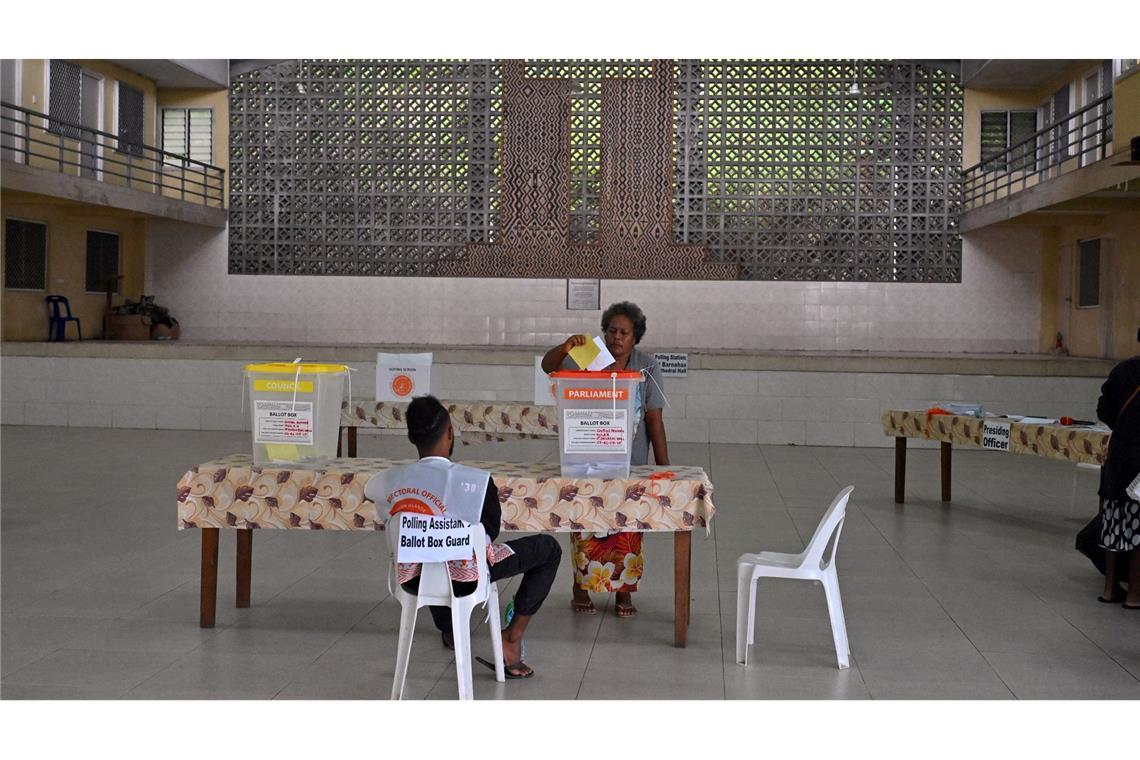 Ein kleiner Inselstaat im Südpazifik wählt heute ein neues Parlament: Es wird erwartet, dass etwas 350.000 Wahlberechtigte auf den Salomonen ihre Stimme abgeben werden.